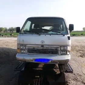 Toyota Hiace 1986