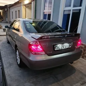 Toyota Camry 2005