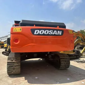Caterpillar Excavator 2021