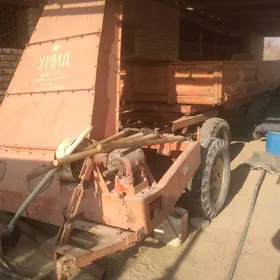 MTZ T-28 1993