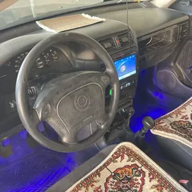 Opel Vectra 1995