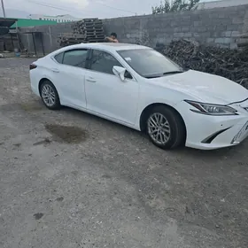 Lexus ES 350 2022