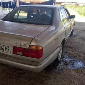 BMW 730 1990