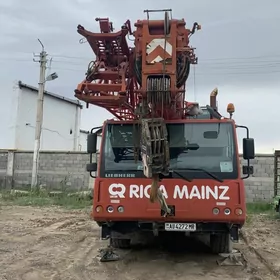 Liebherr LTM 2003