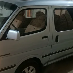 Toyota Hiace 1990