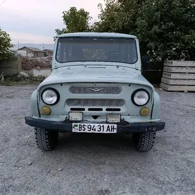 UAZ 469 2002