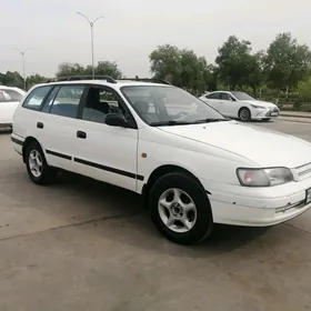 Toyota Carina 1993