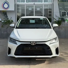 Toyota Yaris 2025