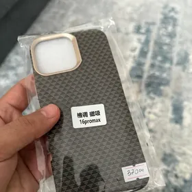 Chehol iPhone  16 pro max