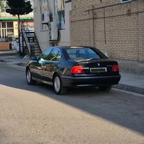 BMW E39 2000