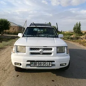Nissan Xterra 2000