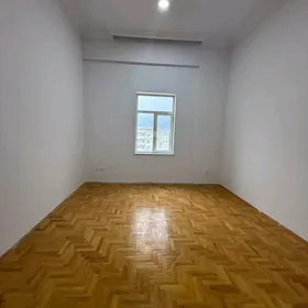 PODWOYSKIY 12 ETAZ 4 KOMNAT