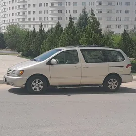 Toyota Sienna 2000