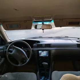 Toyota Camry 2000