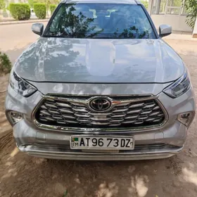 Toyota Highlander 2020