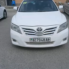 Toyota Camry 2010