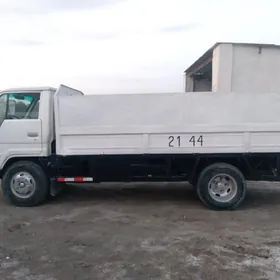 Toyota Dyna 1996
