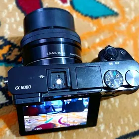 sony... a 6000
