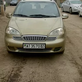 Daewoo Tacuma 2002