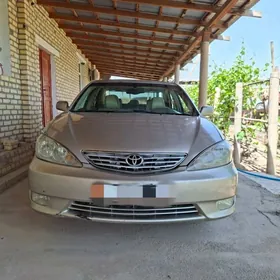 Toyota Camry 2005