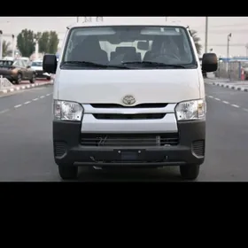 Toyota Hiace 2024