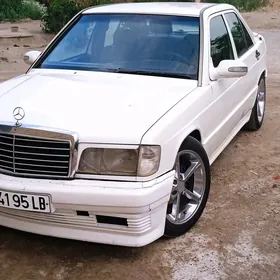Mercedes-Benz 190E 1989