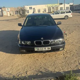 BMW E39 1999