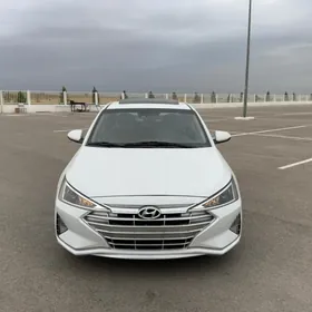 Hyundai Elantra 2019