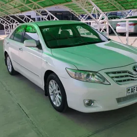 Toyota Camry 2011