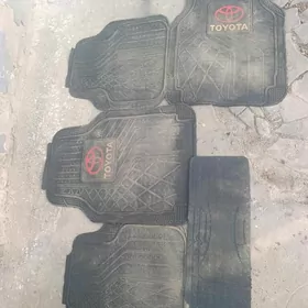 Toyota polik