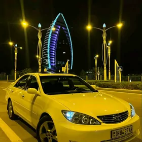 Toyota Camry 2004