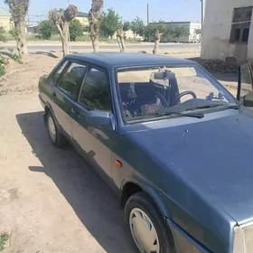 Lada 21099 2000