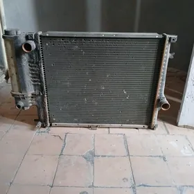 radiator bmw5lik kuzow