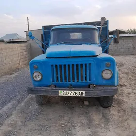 Gaz 52 1982