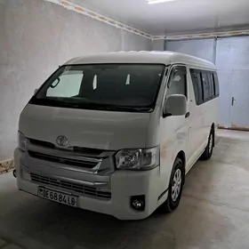 Toyota Hiace 2006