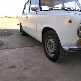 Lada 2104 1980