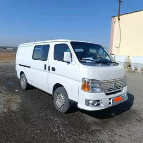 Nissan Urvan 2007
