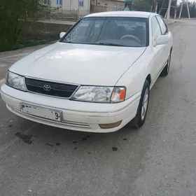Toyota Avalon 1999