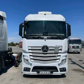 Mercedes-Benz ACTROS 3331 2019