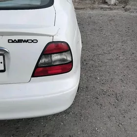 Daewoo Leganza 1999
