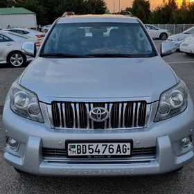 Toyota Land Cruiser Prado 2010
