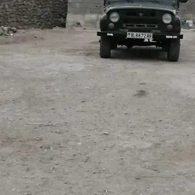 UAZ 469 1999