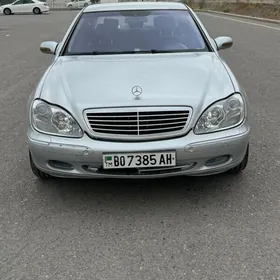 Mercedes-Benz S-Class 2001