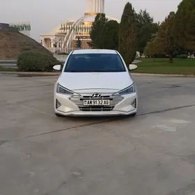 Hyundai Elantra 2019