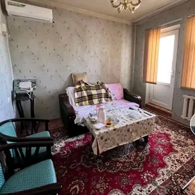 8 mkr 3 komnat 1 etaj