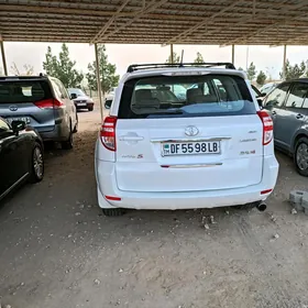 Toyota RAV4 2009