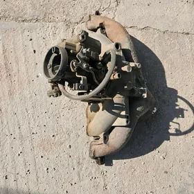 Uaz karbirator kallektor