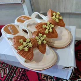 köwüş