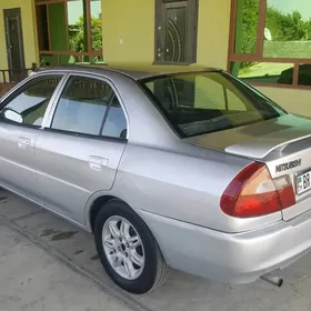 Mitsubishi Lanser 1997
