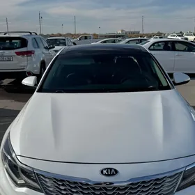 Kia Optima 2020